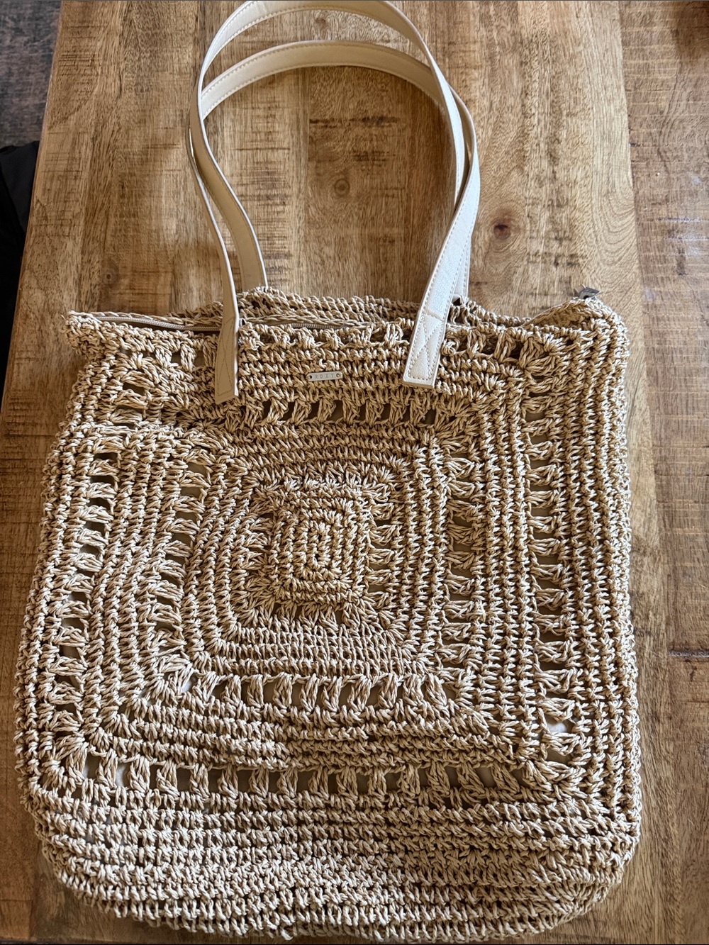 Roxy woven beach bag